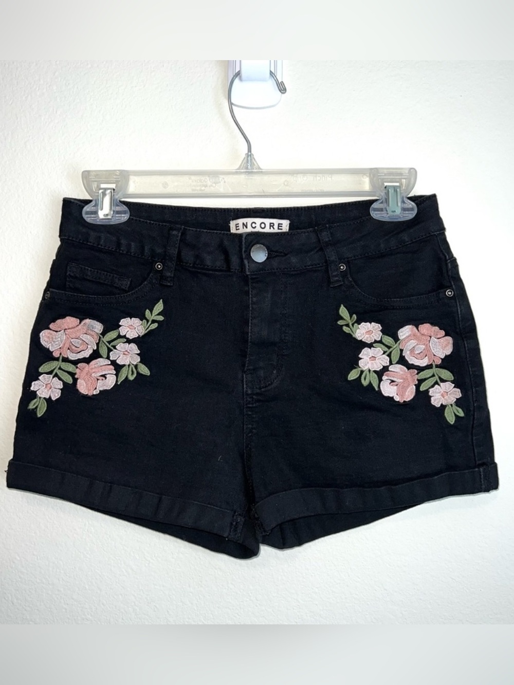 Encore Jeans Embroidered Denim Shorts Floral Rose Pink Black Size 7 / Small